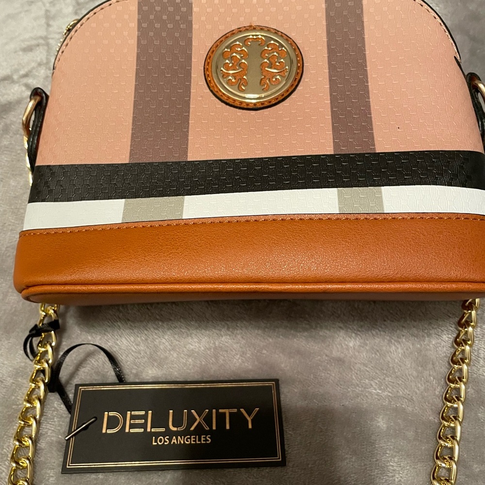 Deluxity Crossbody Vegan Leather crossbody purse